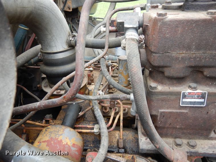 image for item DJ4324 1980 International S1954  grain truck