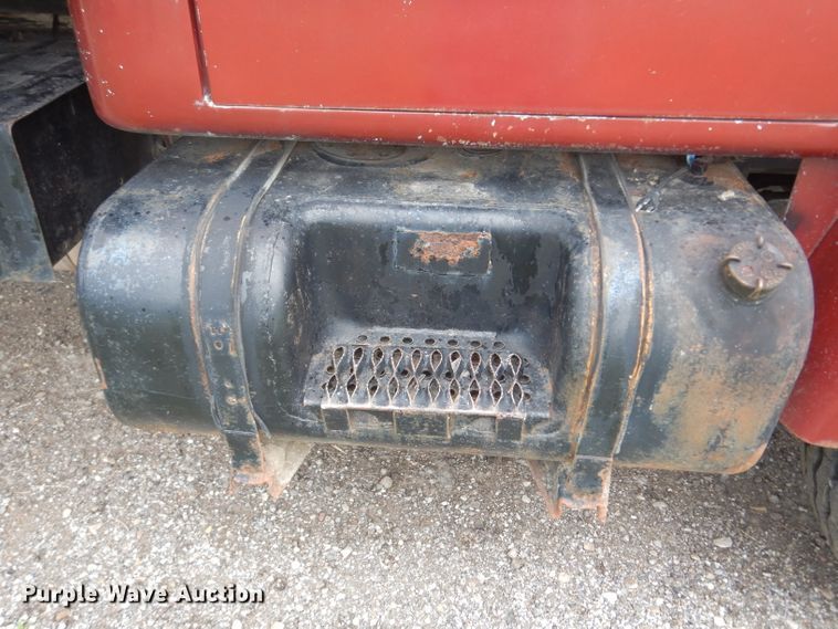 image for item DJ4324 1980 International S1954  grain truck