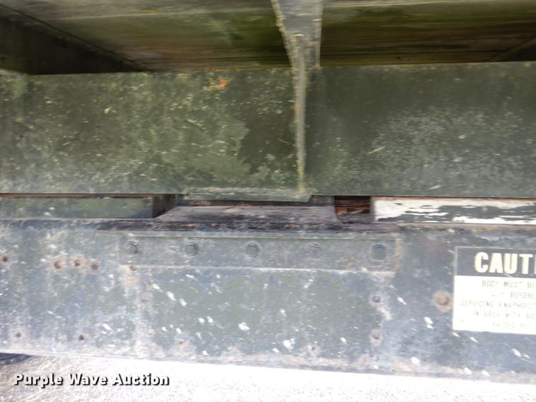 image for item DJ4324 1980 International S1954  grain truck