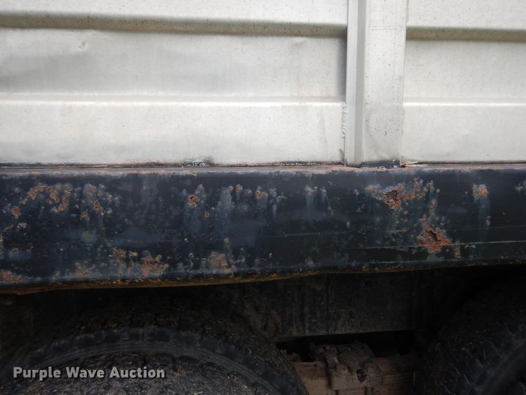 image for item DJ4324 1980 International S1954  grain truck