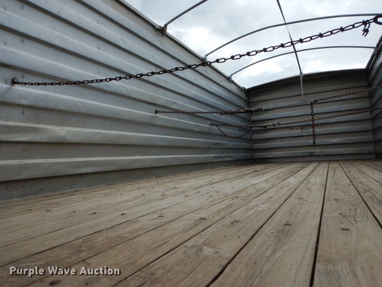 image for item DJ4324 1980 International S1954  grain truck