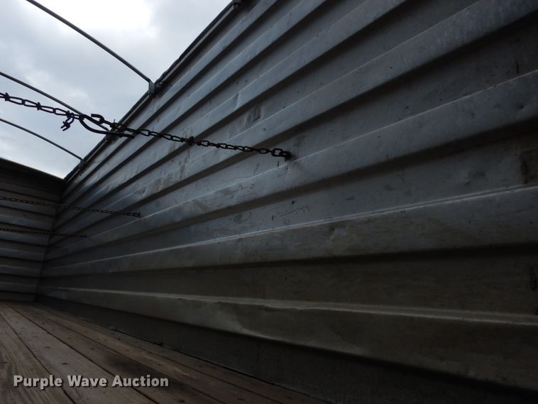 image for item DJ4324 1980 International S1954  grain truck