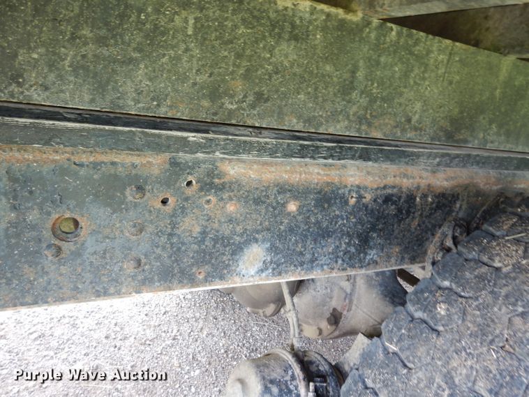 image for item DJ4324 1980 International S1954  grain truck