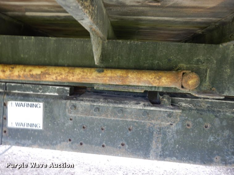 image for item DJ4324 1980 International S1954  grain truck