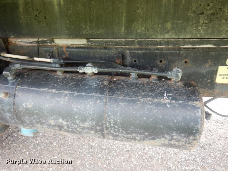 image for item DJ4324 1980 International S1954  grain truck