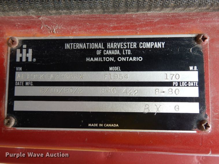 image for item DJ4324 1980 International S1954  grain truck