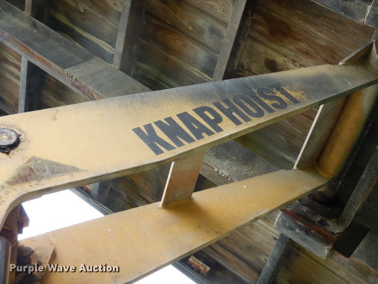 image for item DJ4324 1980 International S1954  grain truck