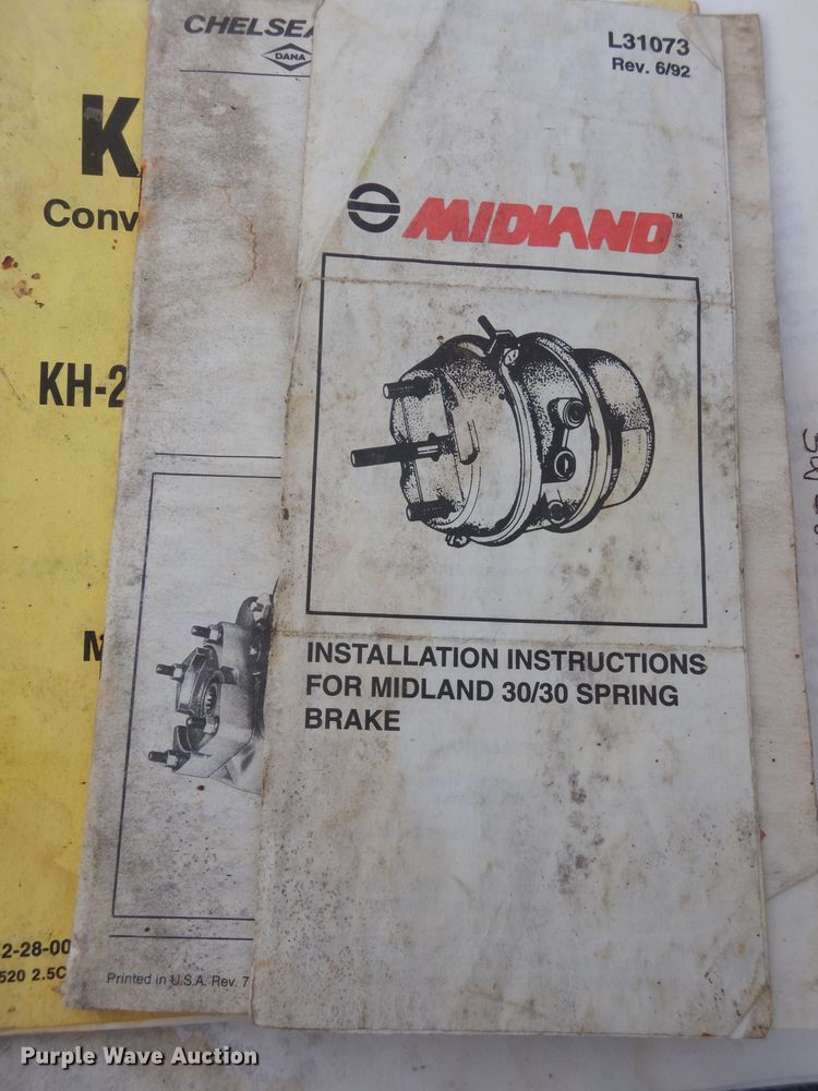 image for item DJ4324 1980 International S1954  grain truck