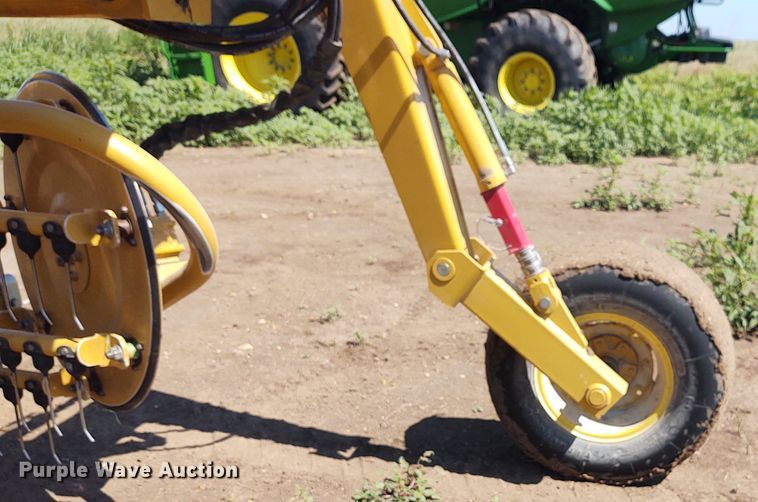 image for item EQ9388 2015 Vermeer R2800 hay rake