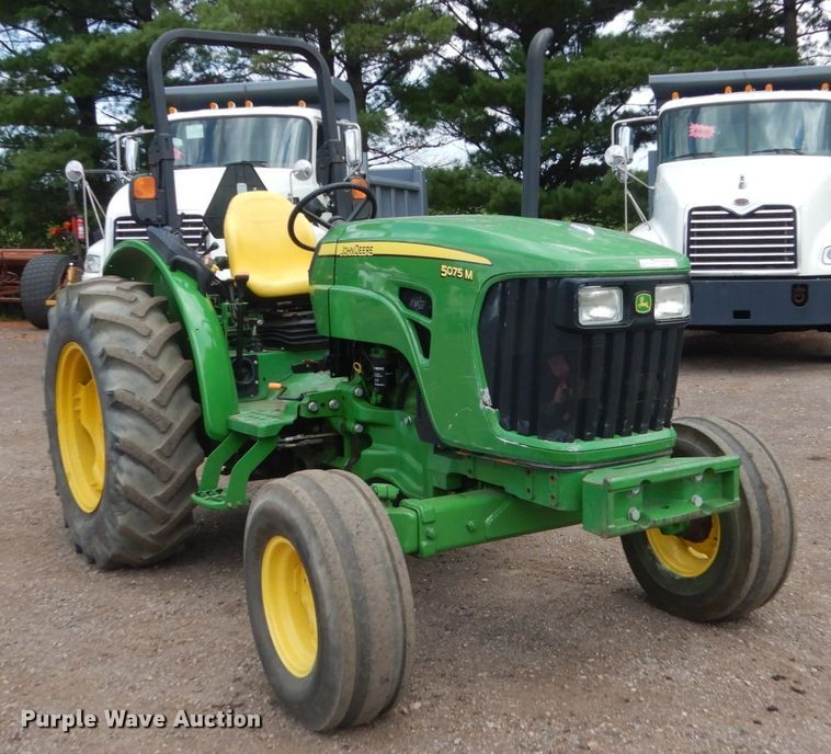 image for item FK9384 2014 John Deere 5075M  tractor