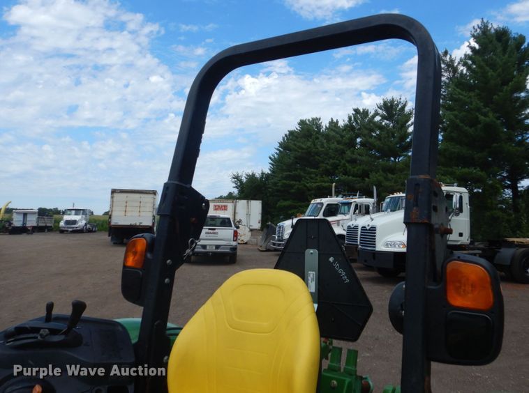 image for item FK9384 2014 John Deere 5075M  tractor