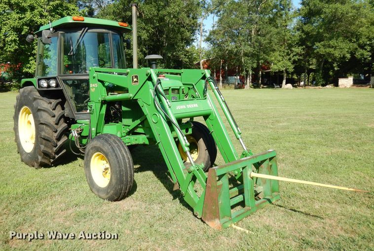 image for item FN9285 1983 John Deere 2750  tractor
