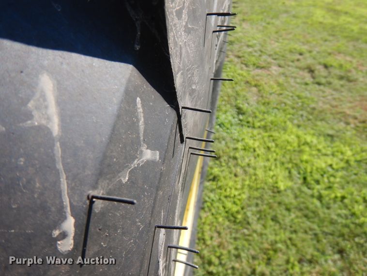 image for item FN9285 1983 John Deere 2750  tractor