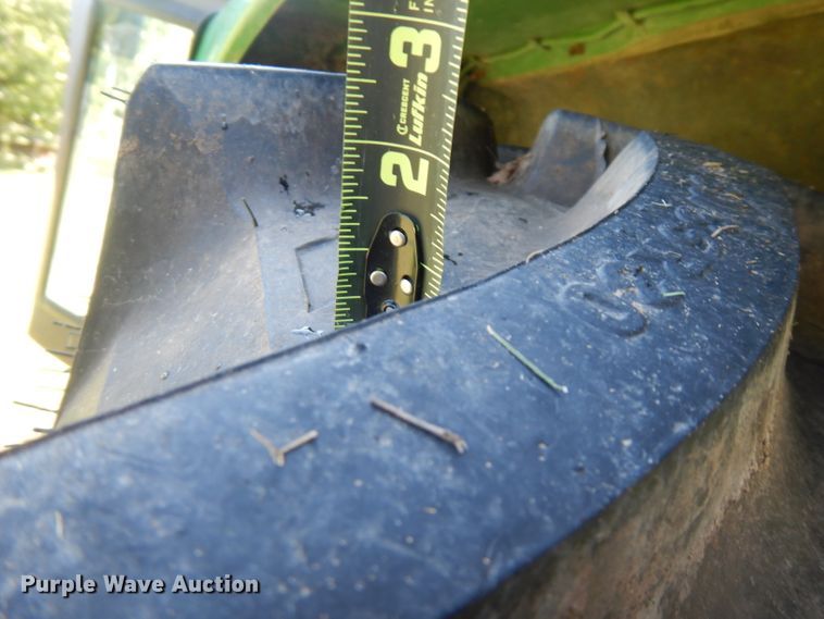 image for item FN9285 1983 John Deere 2750  tractor