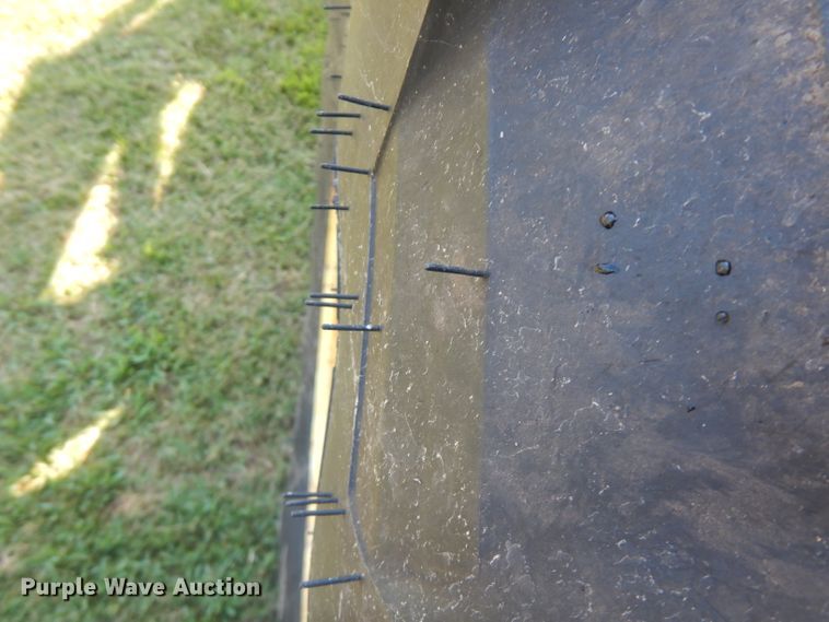 image for item FN9285 1983 John Deere 2750  tractor