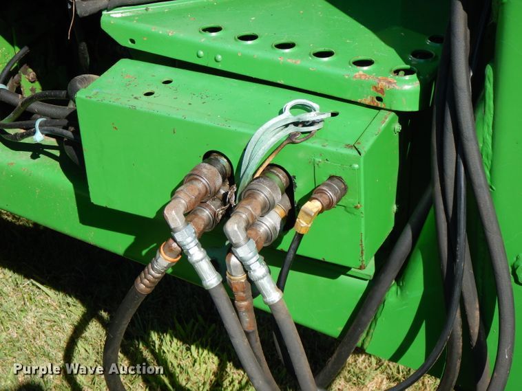 image for item FN9285 1983 John Deere 2750  tractor