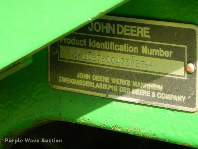 image for item FN9285 1983 John Deere 2750  tractor