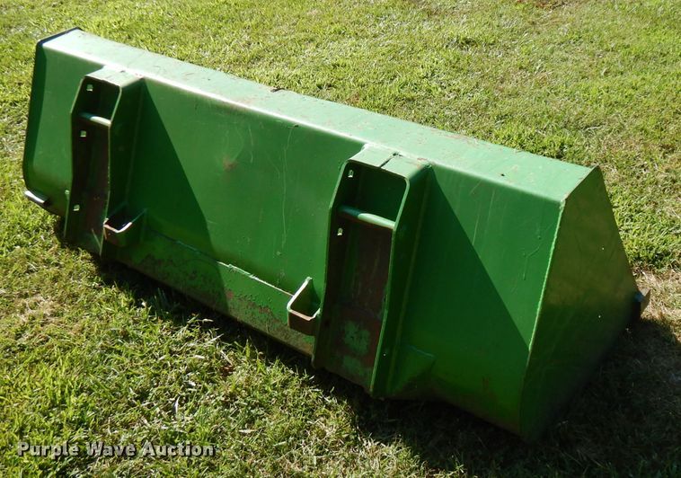 image for item FN9285 1983 John Deere 2750  tractor