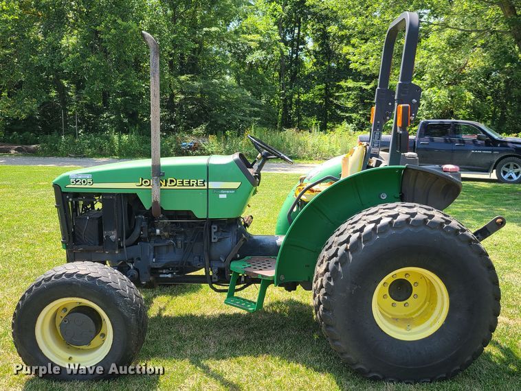 image for item GP9229 John Deere 5205  tractor