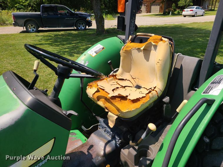 image for item GP9229 John Deere 5205  tractor