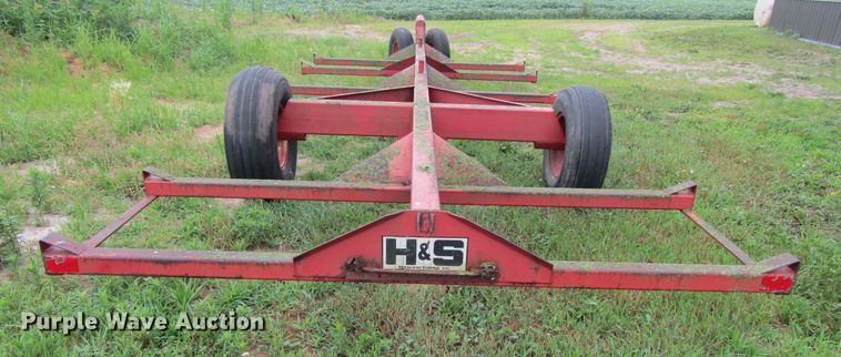 image for item GQ9045 H&S hay bale transporter