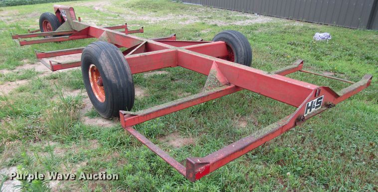 image for item GQ9045 H&S hay bale transporter