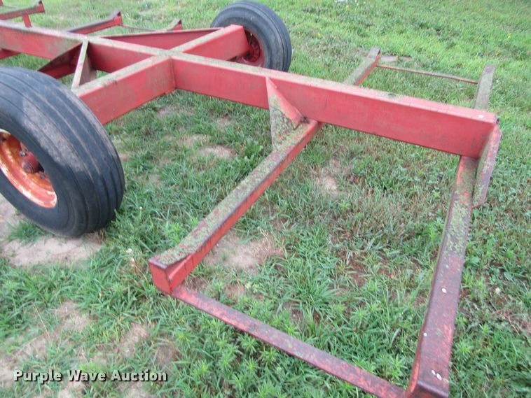 image for item GQ9045 H&S hay bale transporter