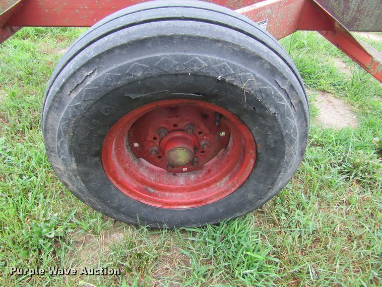 image for item GQ9045 H&S hay bale transporter