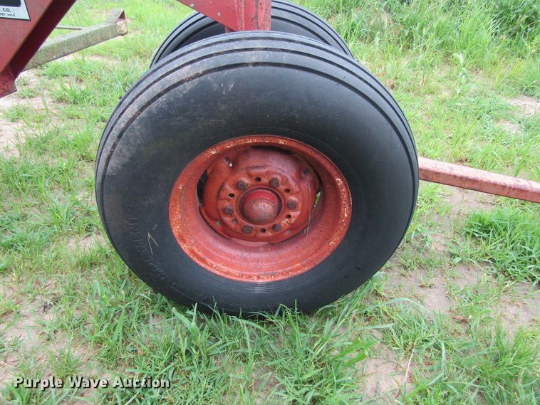 image for item GQ9045 H&S hay bale transporter