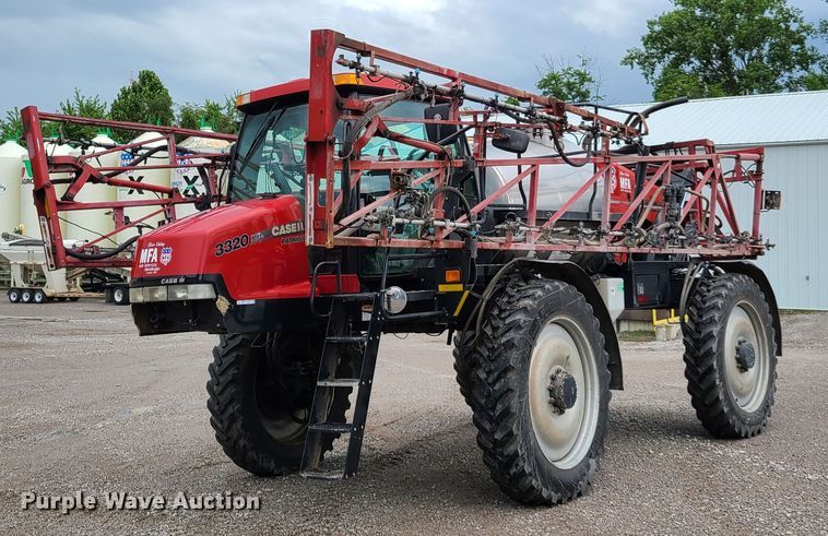 image for item GT9213 2008 Case IH Patriot 3320 sprayer