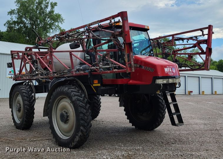image for item GT9213 2008 Case IH Patriot 3320 sprayer