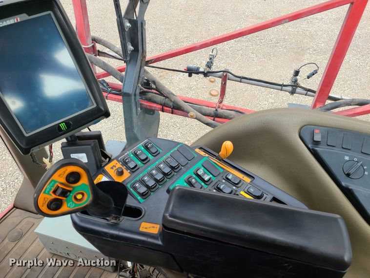 image for item GT9213 2008 Case IH Patriot 3320 sprayer