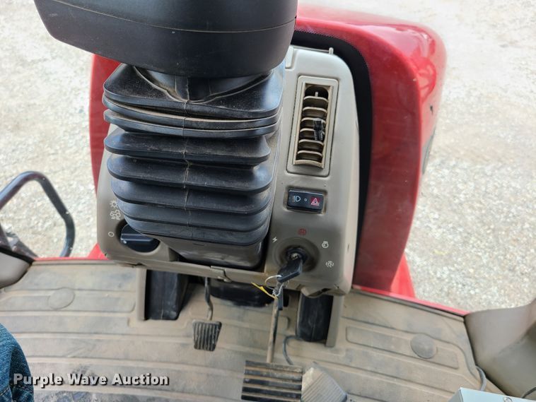 image for item GT9213 2008 Case IH Patriot 3320 sprayer