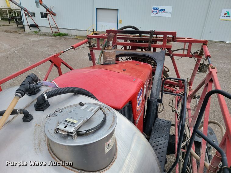 image for item GT9213 2008 Case IH Patriot 3320 sprayer