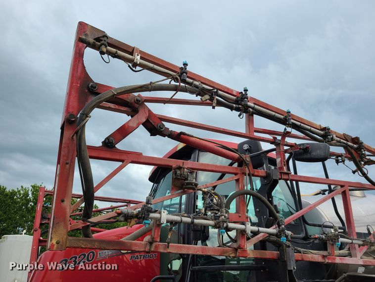 image for item GT9213 2008 Case IH Patriot 3320 sprayer