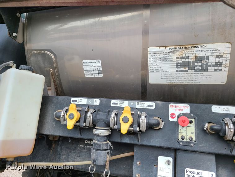 image for item GT9213 2008 Case IH Patriot 3320 sprayer