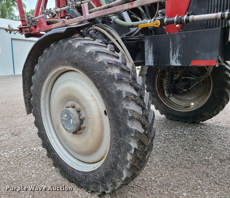 image for item GT9213 2008 Case IH Patriot 3320 sprayer