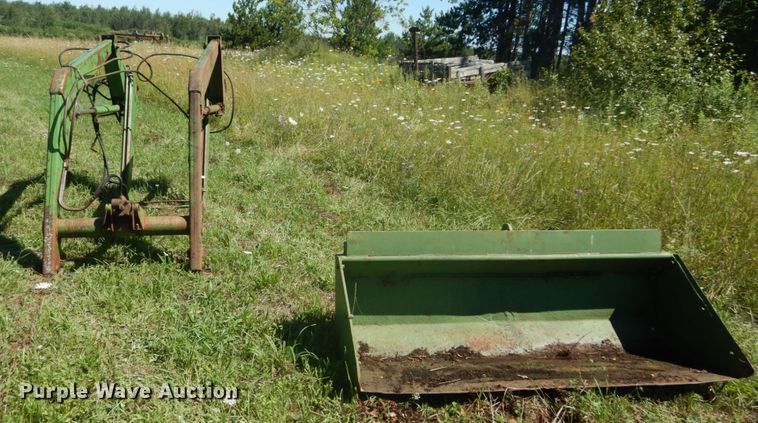 image for item GV9168 John Deere 48 loader