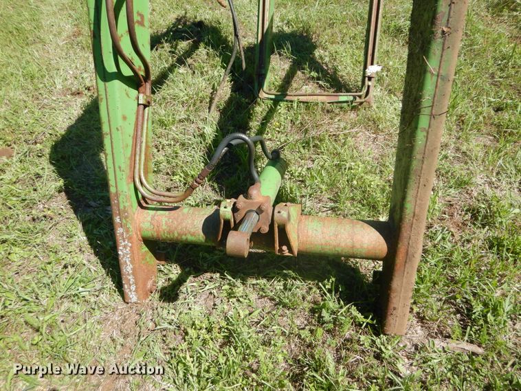 image for item GV9168 John Deere 48 loader