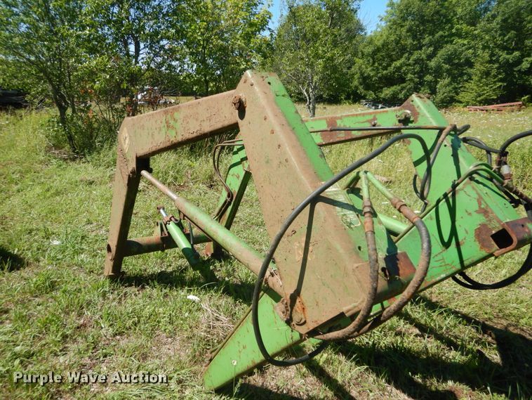 image for item GV9168 John Deere 48 loader