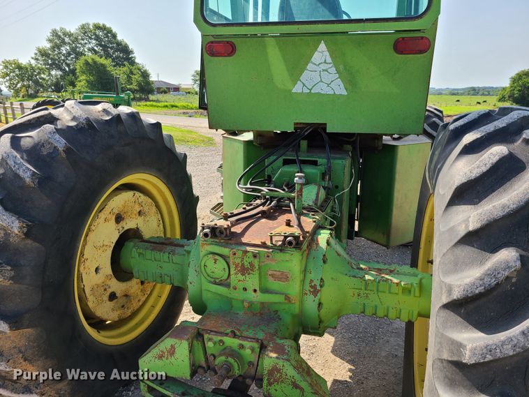 image for item GX9248 1971 John Deere 7020  4WD tractor