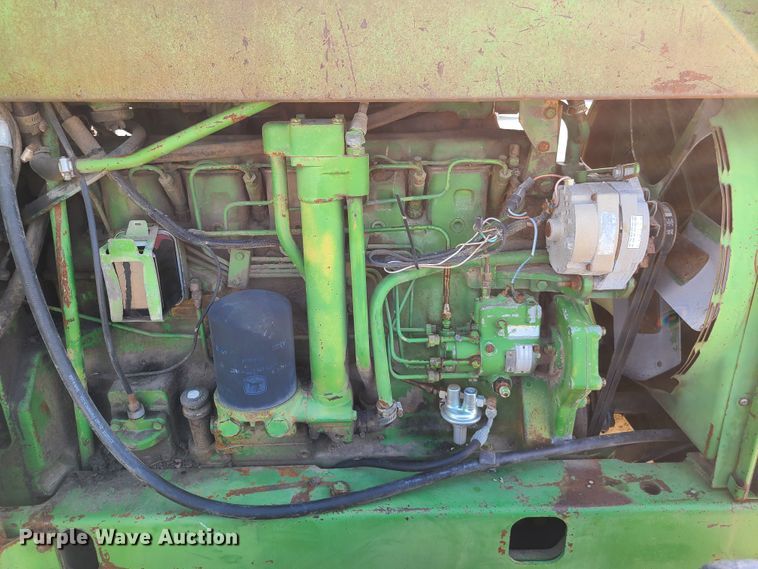 image for item GX9248 1971 John Deere 7020  4WD tractor