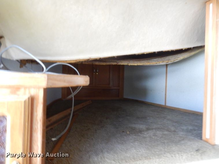 image for item HB9261 1996 Hart Alumina horse trailer