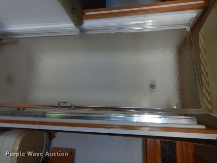 image for item HB9261 1996 Hart Alumina horse trailer