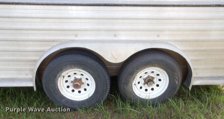 image for item HB9261 1996 Hart Alumina horse trailer