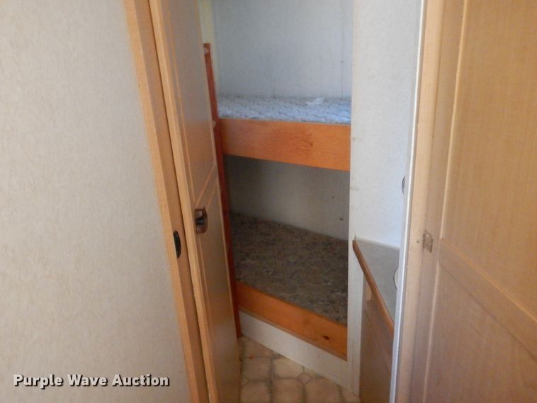 image for item HB9262 2004 Trails West Sierra horse trailer