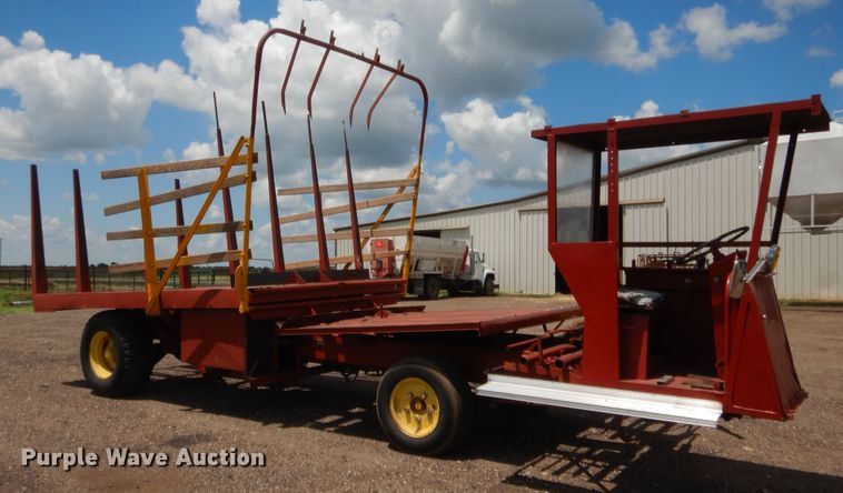 image for item HB9265 1975 New Holland Stack Cruiser 1046 hay bale wagon