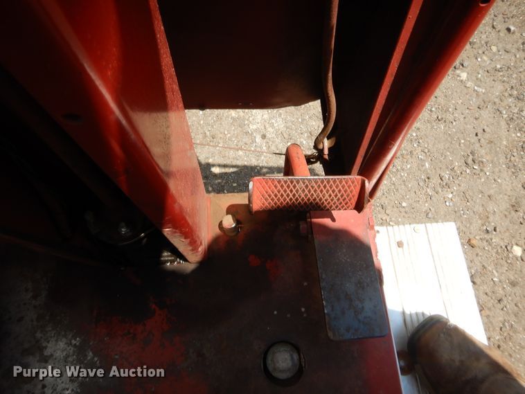 image for item HB9265 1975 New Holland Stack Cruiser 1046 hay bale wagon