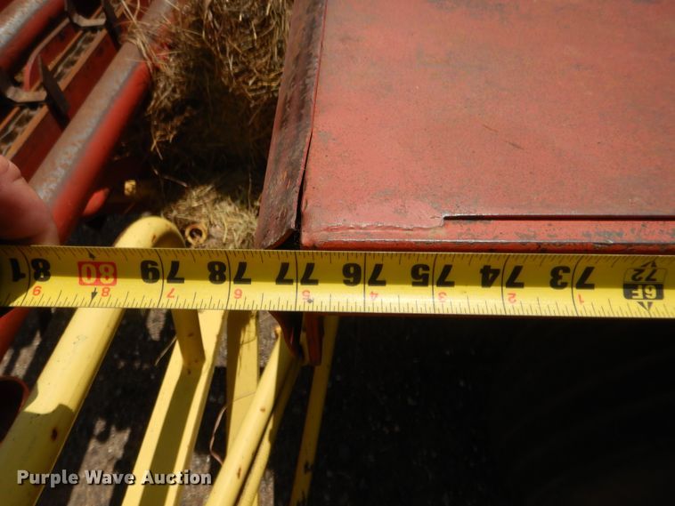 image for item HB9265 1975 New Holland Stack Cruiser 1046 hay bale wagon