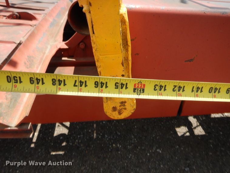 image for item HB9265 1975 New Holland Stack Cruiser 1046 hay bale wagon